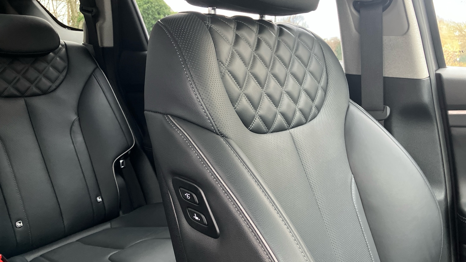 Used Hyundai Santa Fe 2023 for sale - 77802290: Photo 41