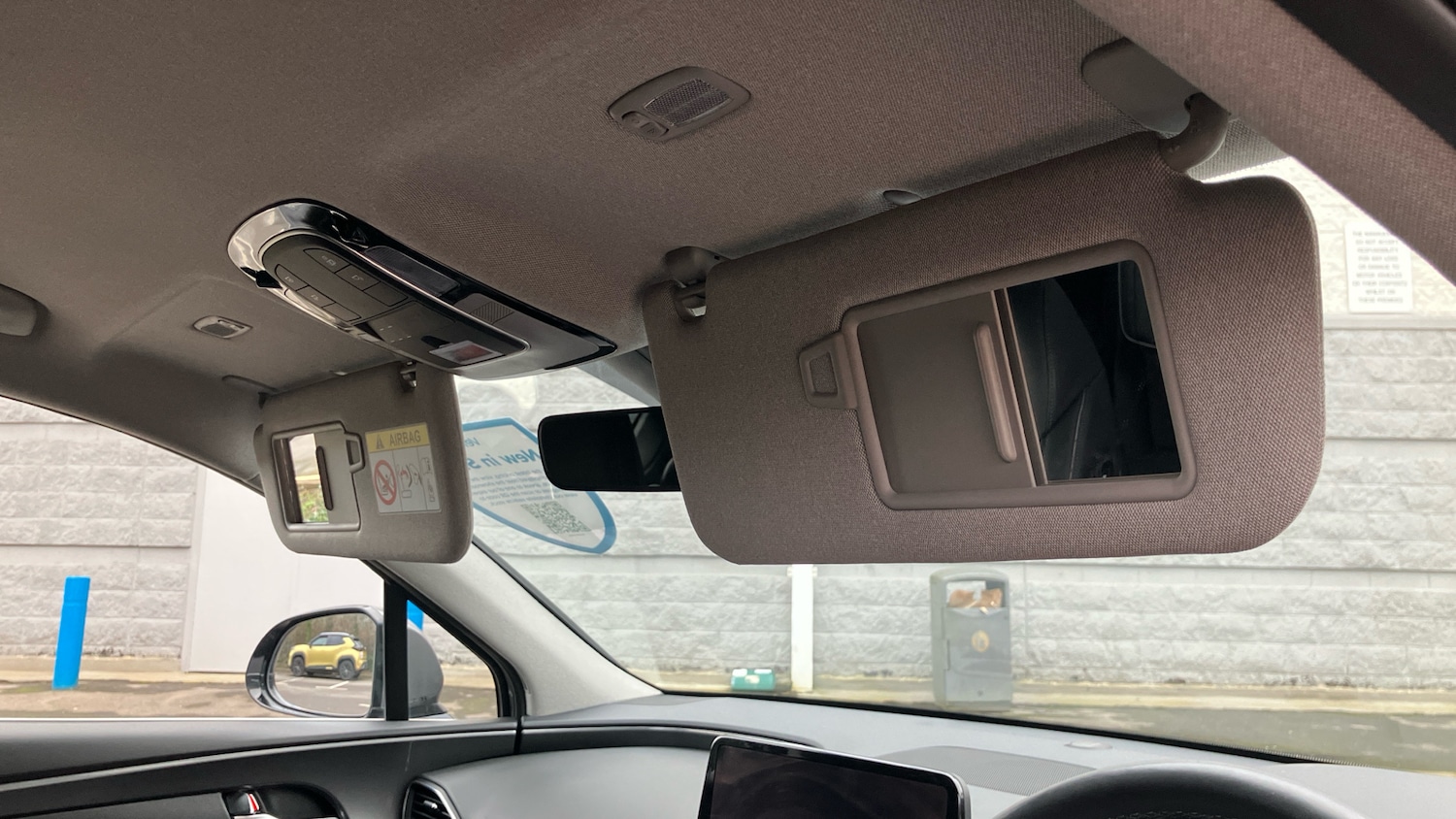 Used Hyundai Santa Fe 2023 for sale - 77802290: Photo 44