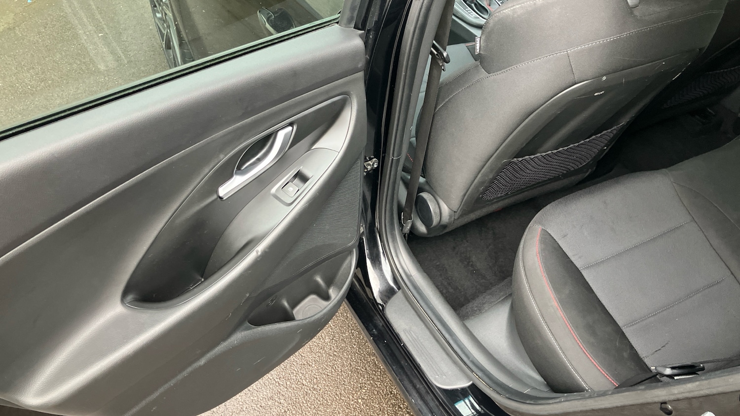 Used Hyundai i30 2022 for sale - 77902924: Photo 32