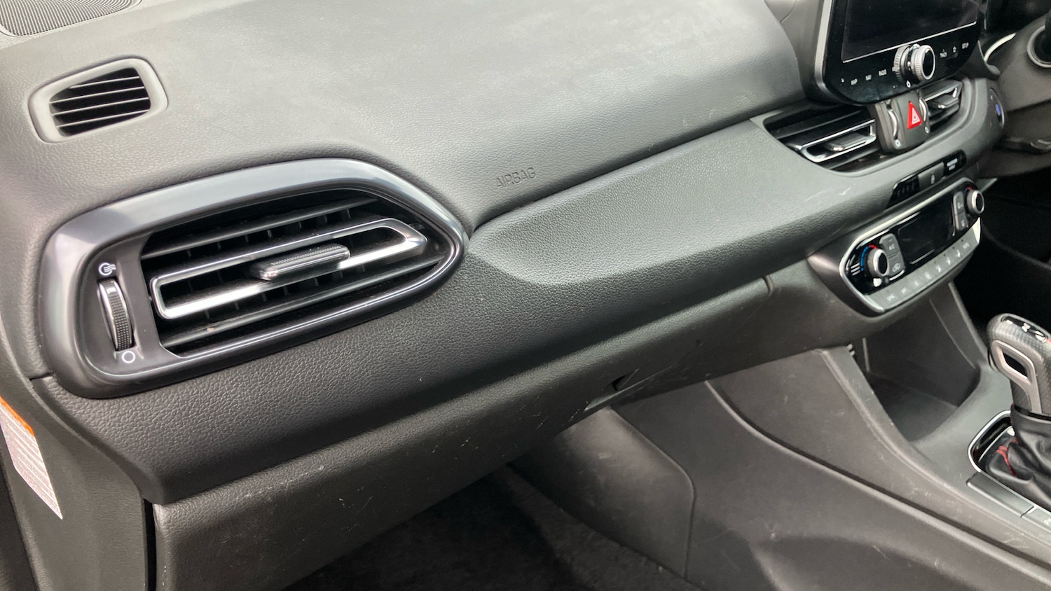 Used Hyundai i30 2022 for sale - 77902924: Photo 36