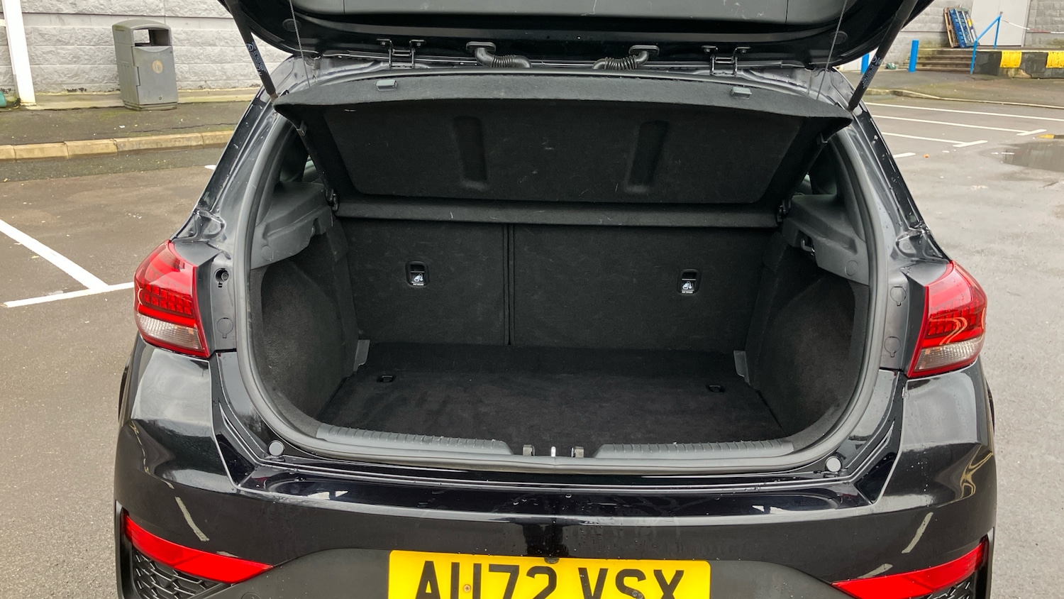 Used Hyundai i30 2022 for sale - 77902924: Photo 4