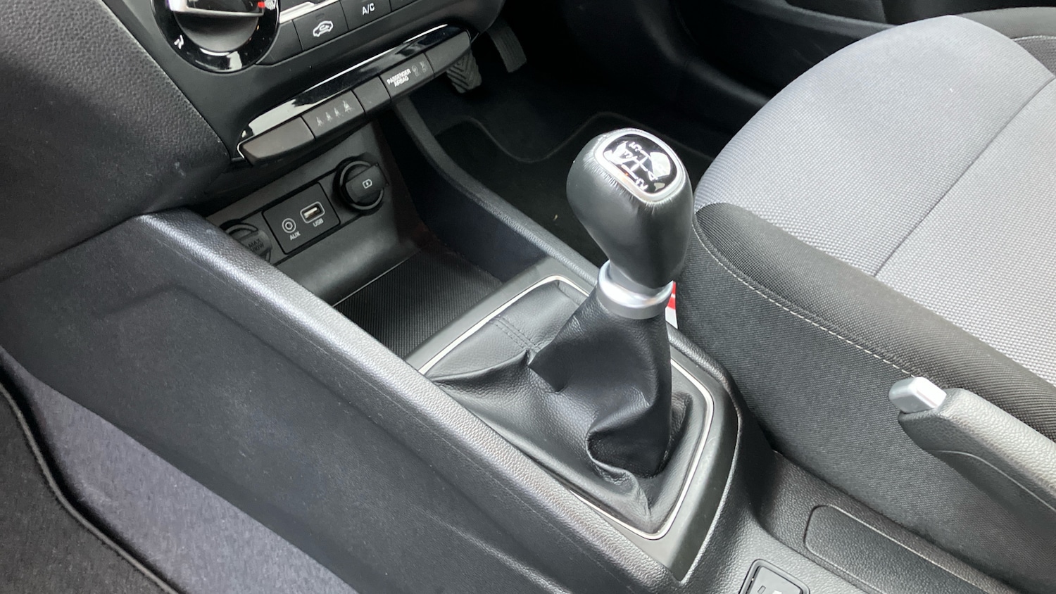 Used Hyundai i20 2020 for sale - 76493711: Photo 13