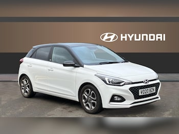 Used Hyundai i20 2020 for sale - 76493711: Photo