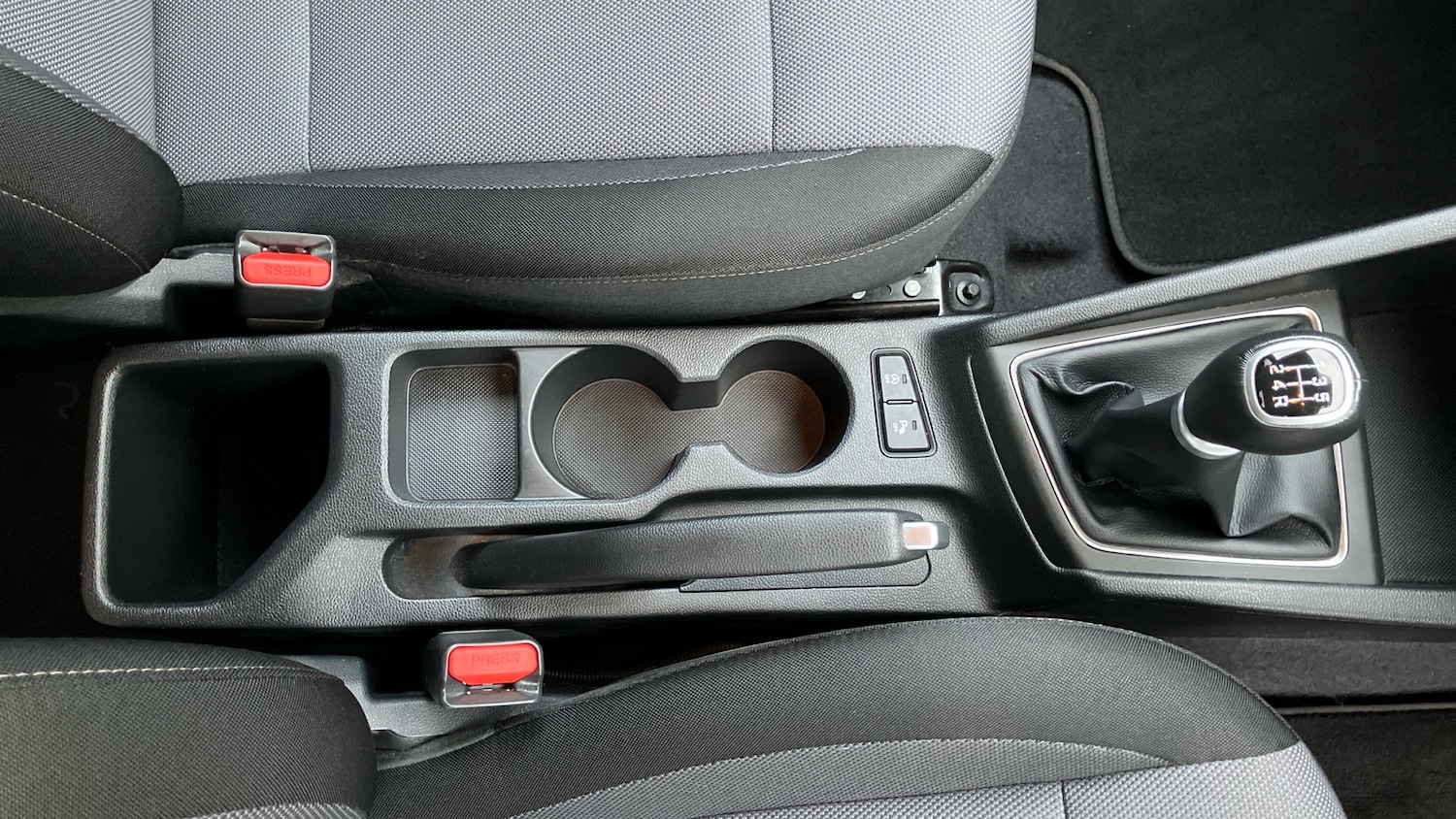 Used Hyundai i20 2020 for sale - 76493711: Photo 35