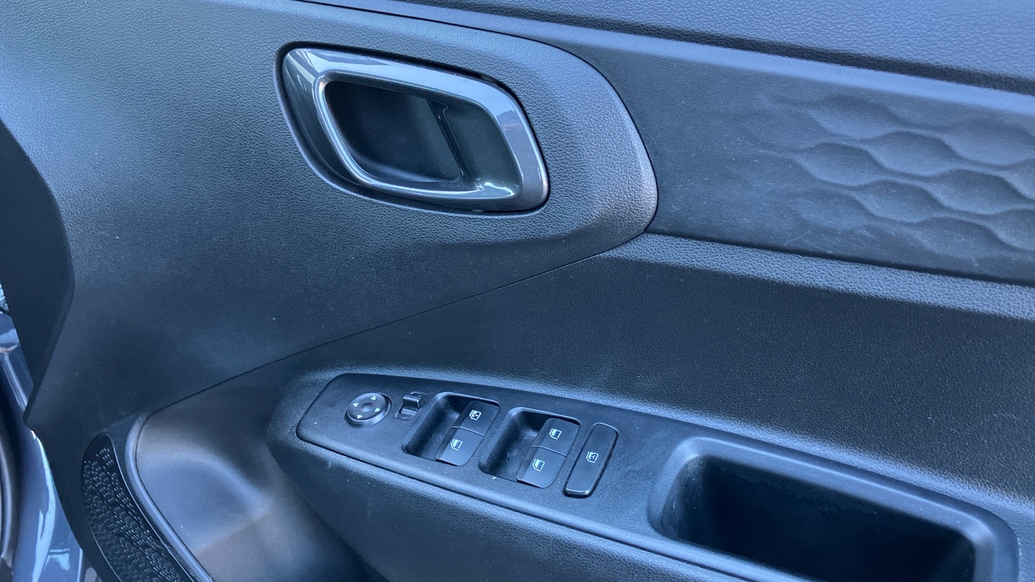 Used Hyundai i10 2022 for sale - 77545736: Photo 36