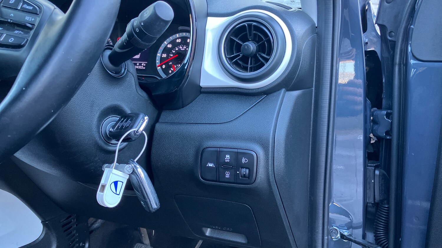 Used Hyundai i10 2022 for sale - 77545736: Photo 39