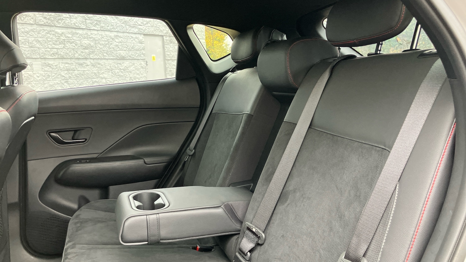 Used Hyundai KONA 2025 for sale - 76588961: Photo 31