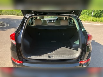 Used Hyundai TUCSON 2017 for sale - 79307678: Photo
