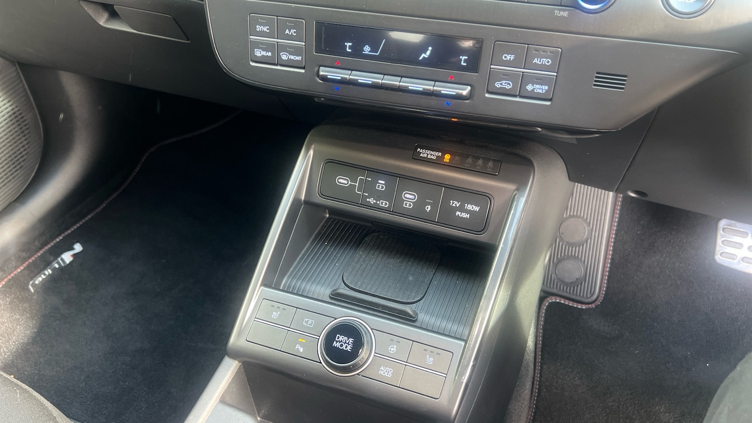 Used Hyundai KONA 2025 for sale - 76302882: Photo 13