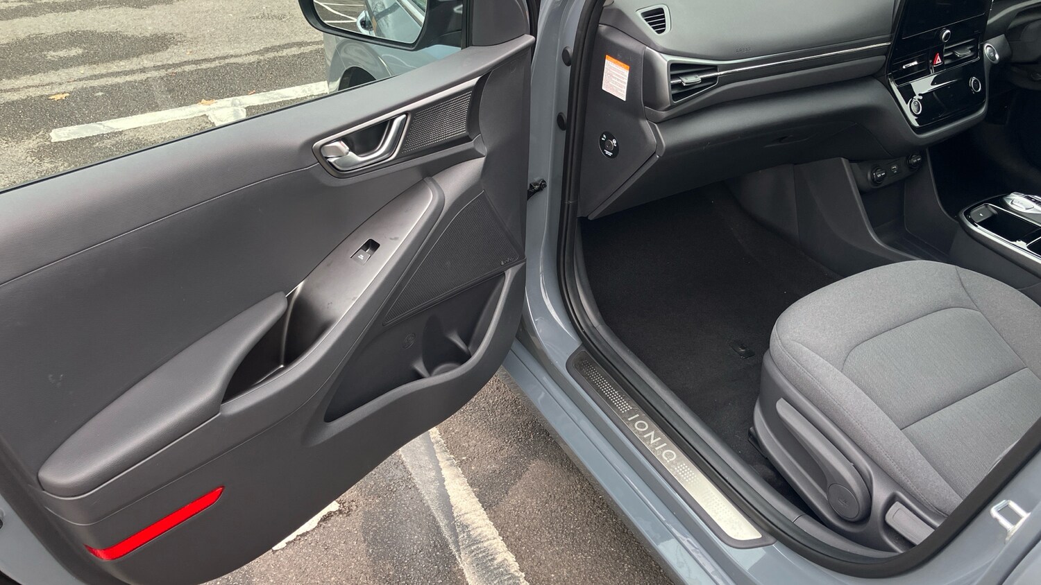 Used Hyundai IONIQ 2021 for sale - 76366945: Photo 32