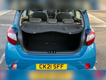 Used Hyundai i10 2021 for sale - 76384876: Photo