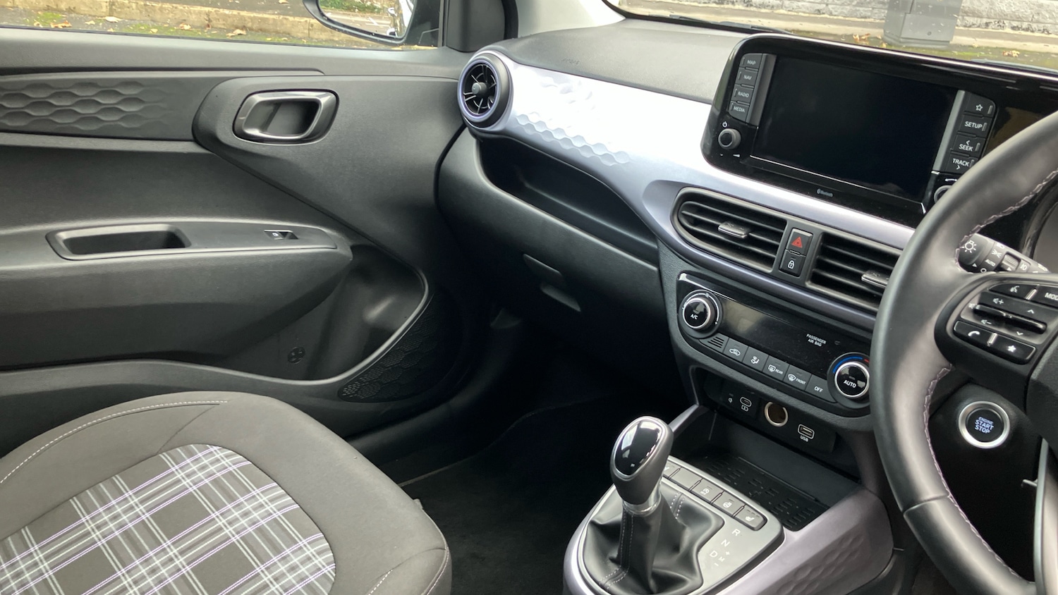 Used Hyundai i10 2024 for sale - 76492106: Photo 14