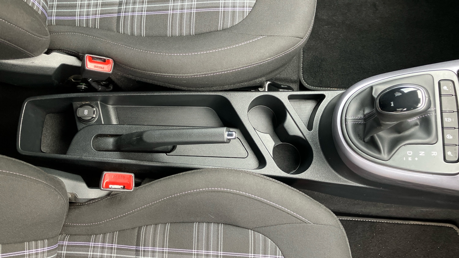 Used Hyundai i10 2024 for sale - 76492106: Photo 38