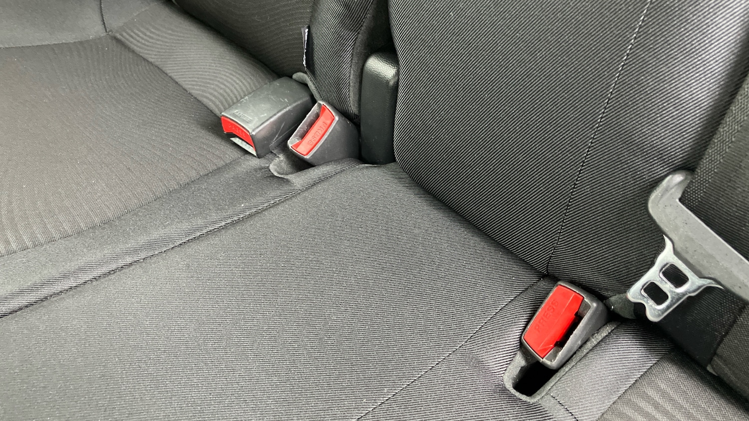 Used Hyundai i10 2019 for sale - 77900870: Photo 17