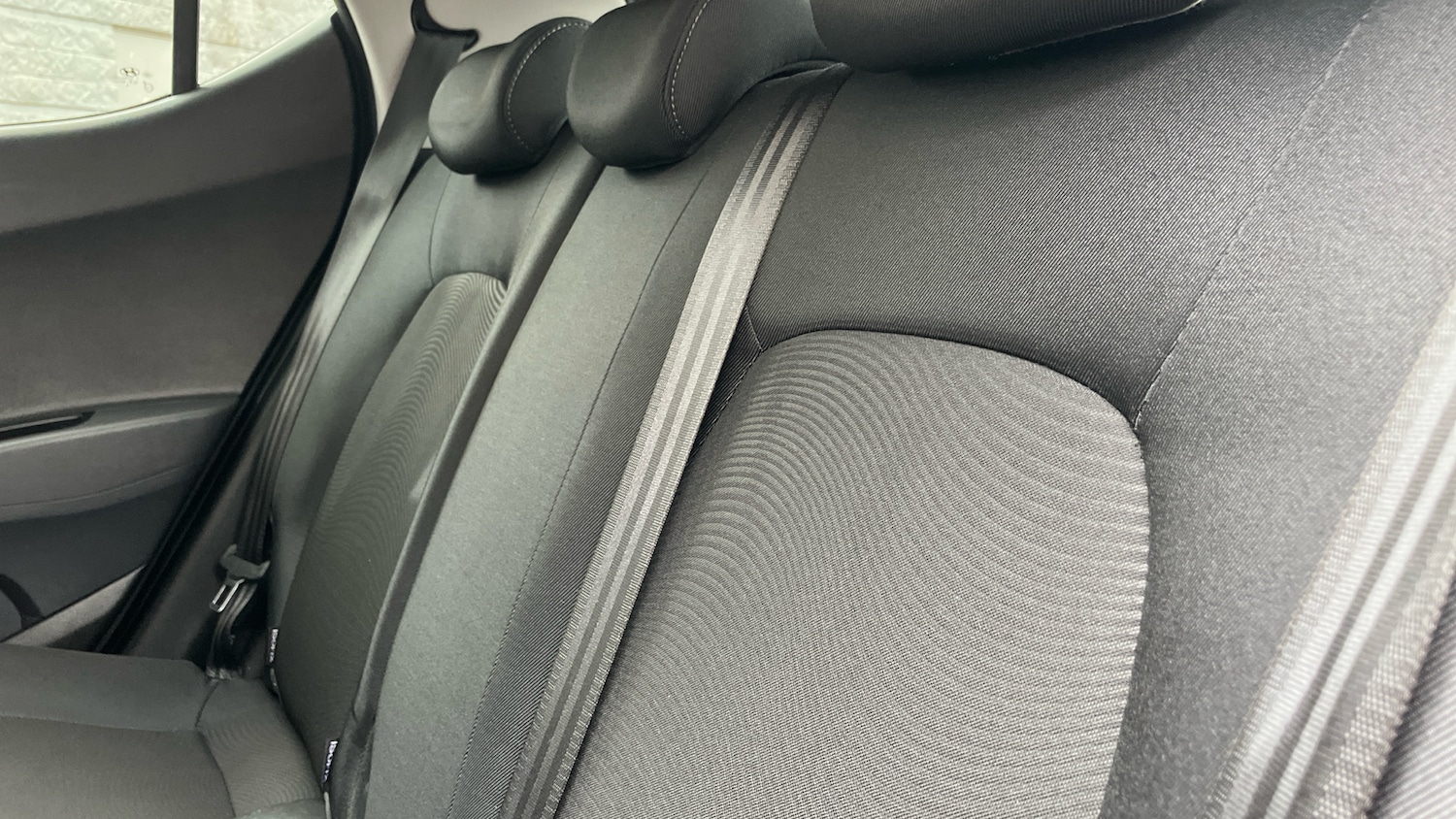 Used Hyundai i10 2019 for sale - 77900870: Photo 32