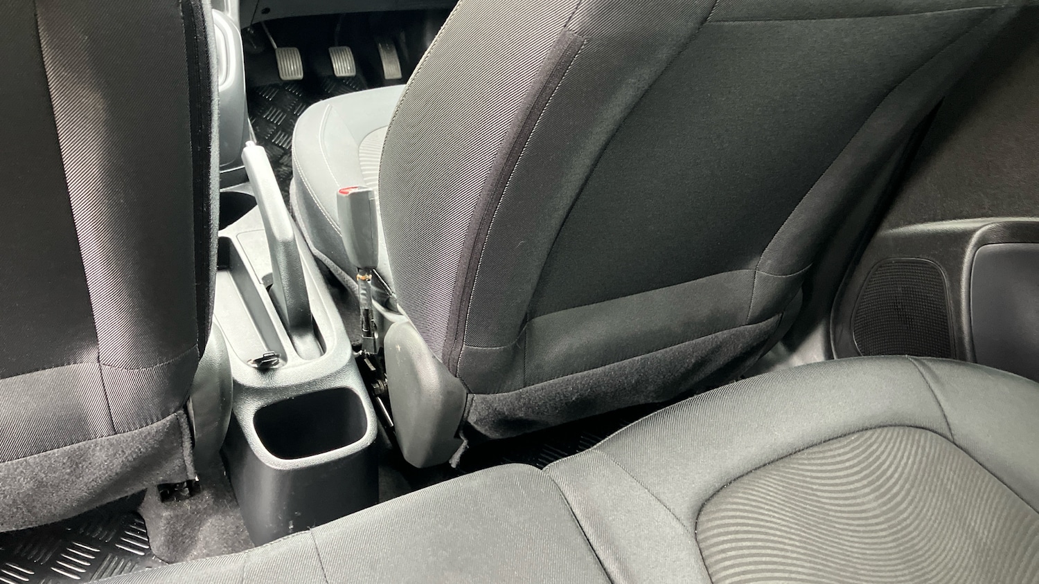 Used Hyundai i10 2019 for sale - 77900870: Photo 33