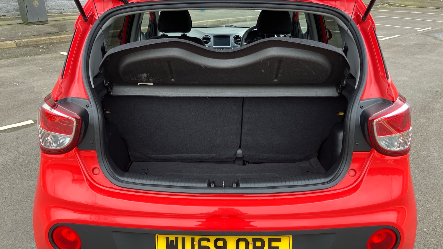 Used Hyundai i10 2019 for sale - 77900870: Photo 4