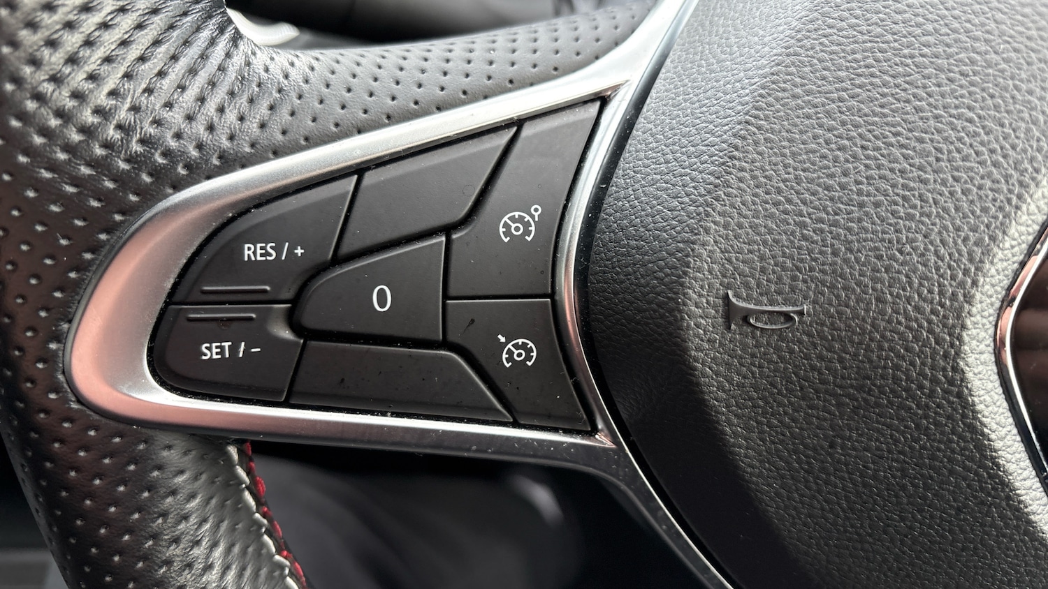 Used Renault Clio 2023 for sale - 77775031: Photo 23