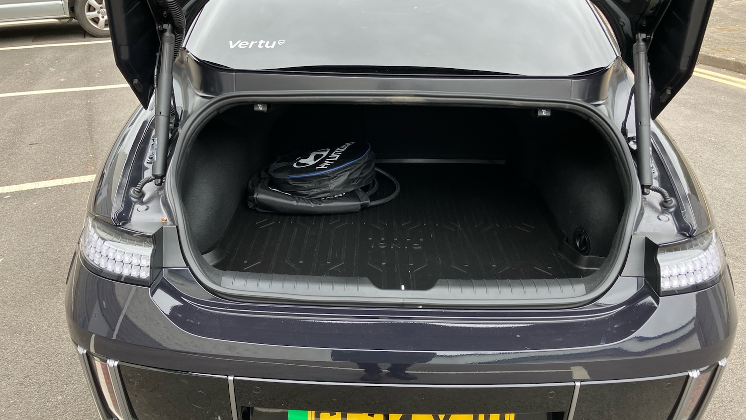 Used Hyundai IONIQ 6 2024 for sale - 77997466: Photo 4