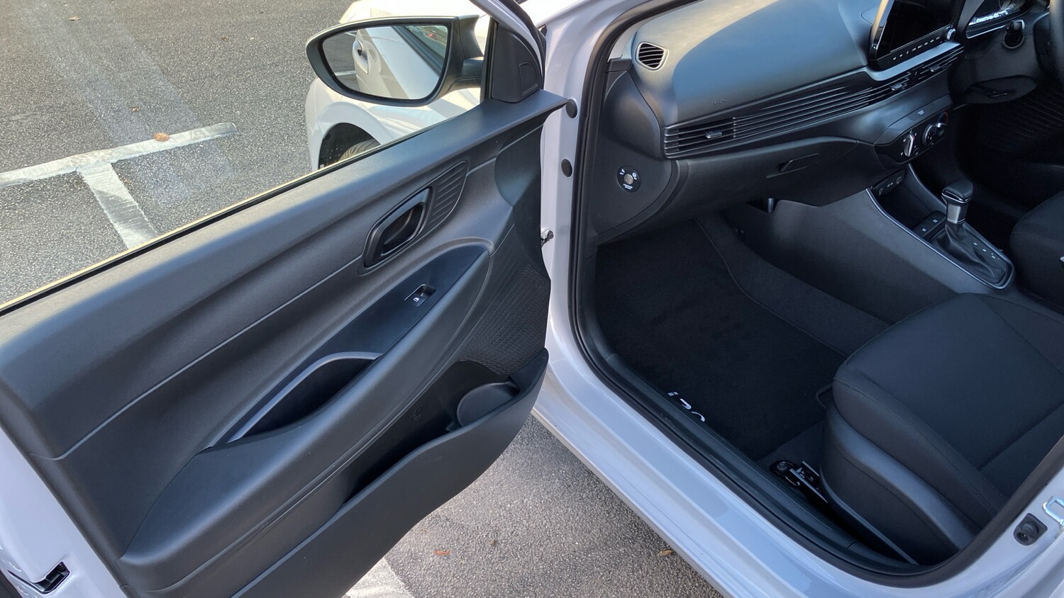 Used Hyundai i20 2025 for sale - 76493712: Photo 29