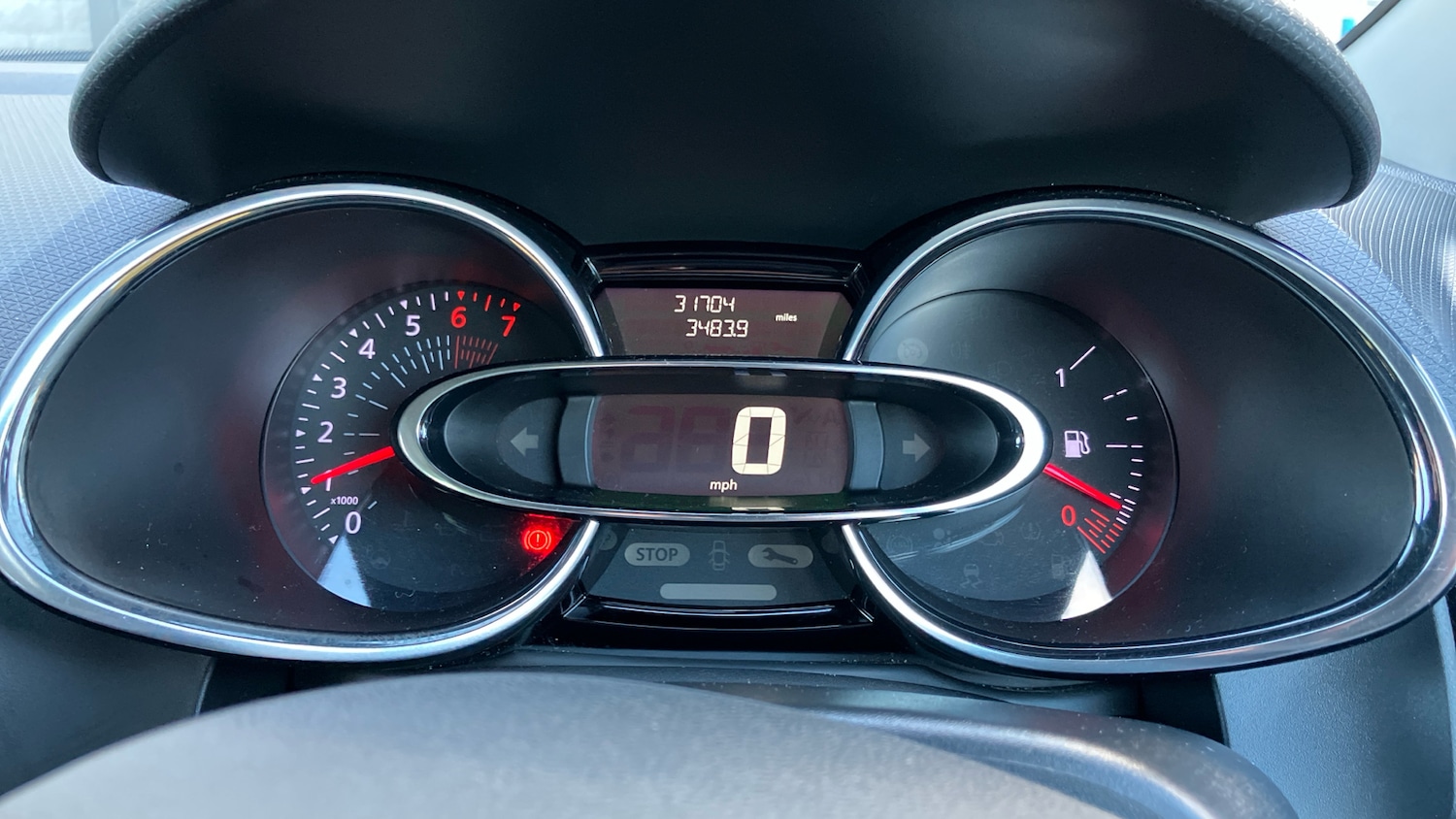 Used Renault Clio 2019 for sale - 76960634: Photo 18