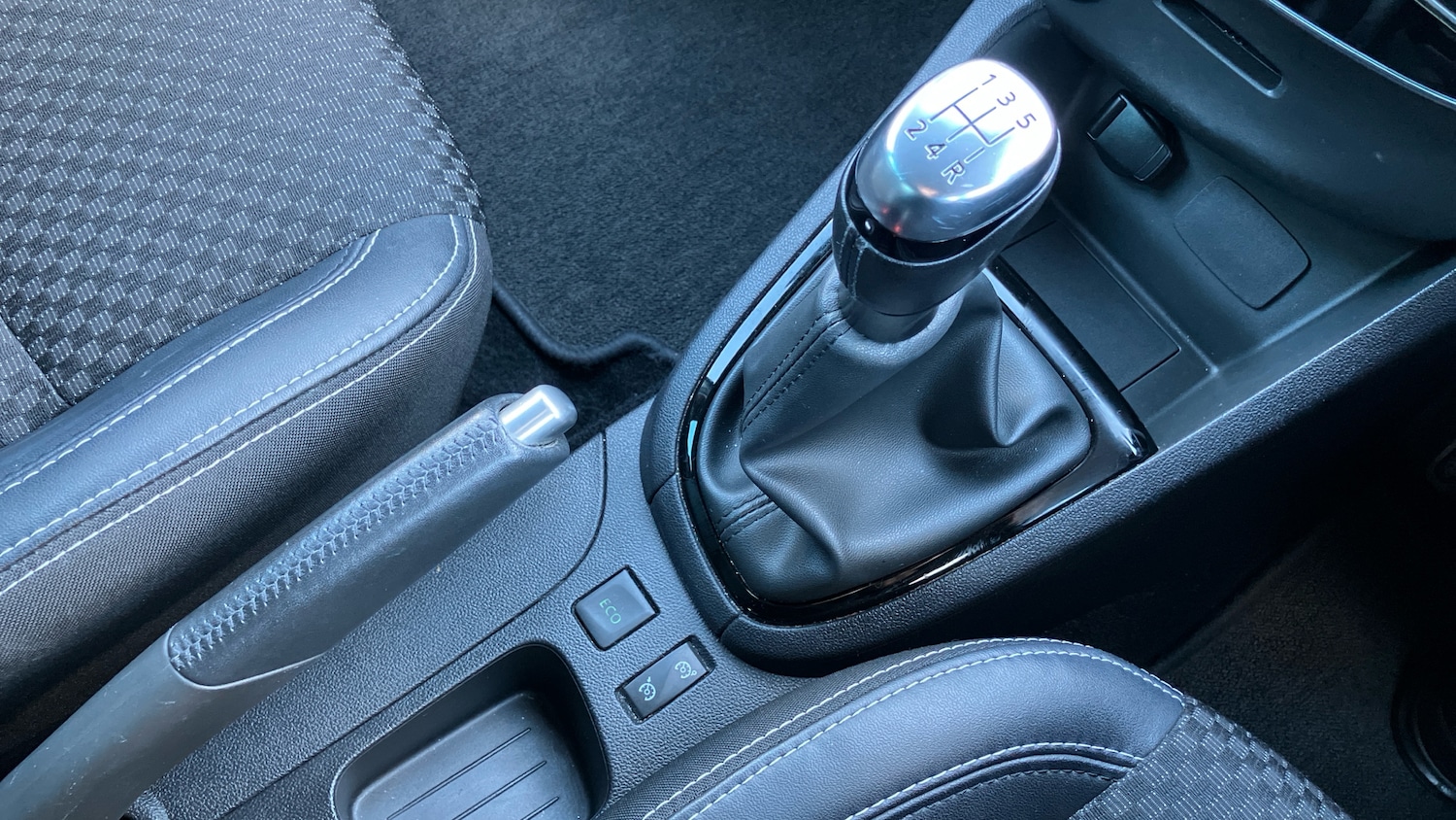 Used Renault Clio 2019 for sale - 76960634: Photo 41