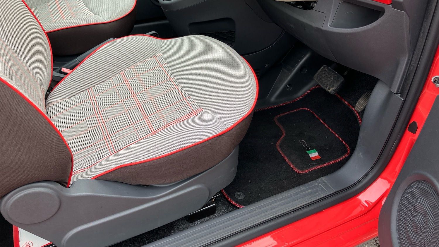 Used Fiat 500 2017 for sale - 76363299: Photo 32