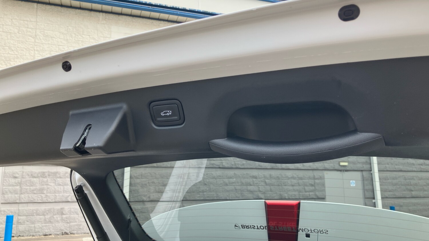 Used Hyundai KONA 2025 for sale - 76236571: Photo 22