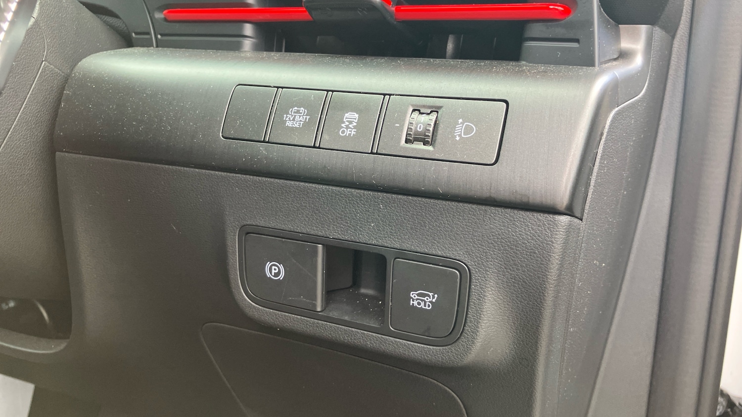 Used Hyundai KONA 2025 for sale - 76236571: Photo 29