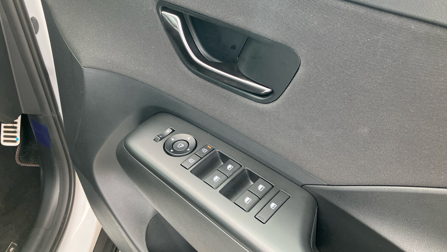 Used Hyundai KONA 2025 for sale - 76236571: Photo 30