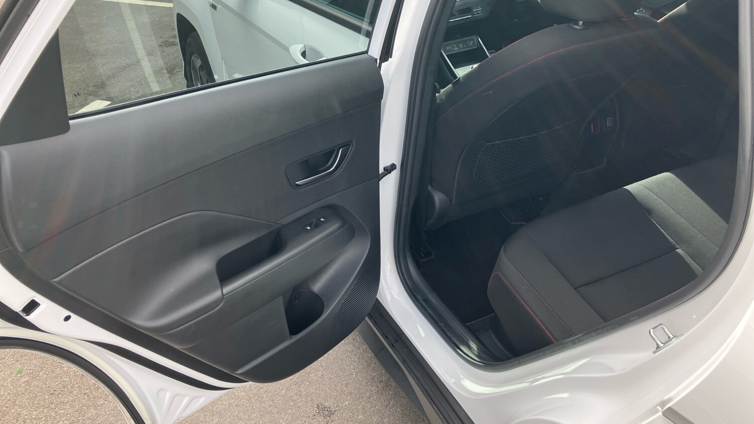 Used Hyundai KONA 2025 for sale - 76236571: Photo 32