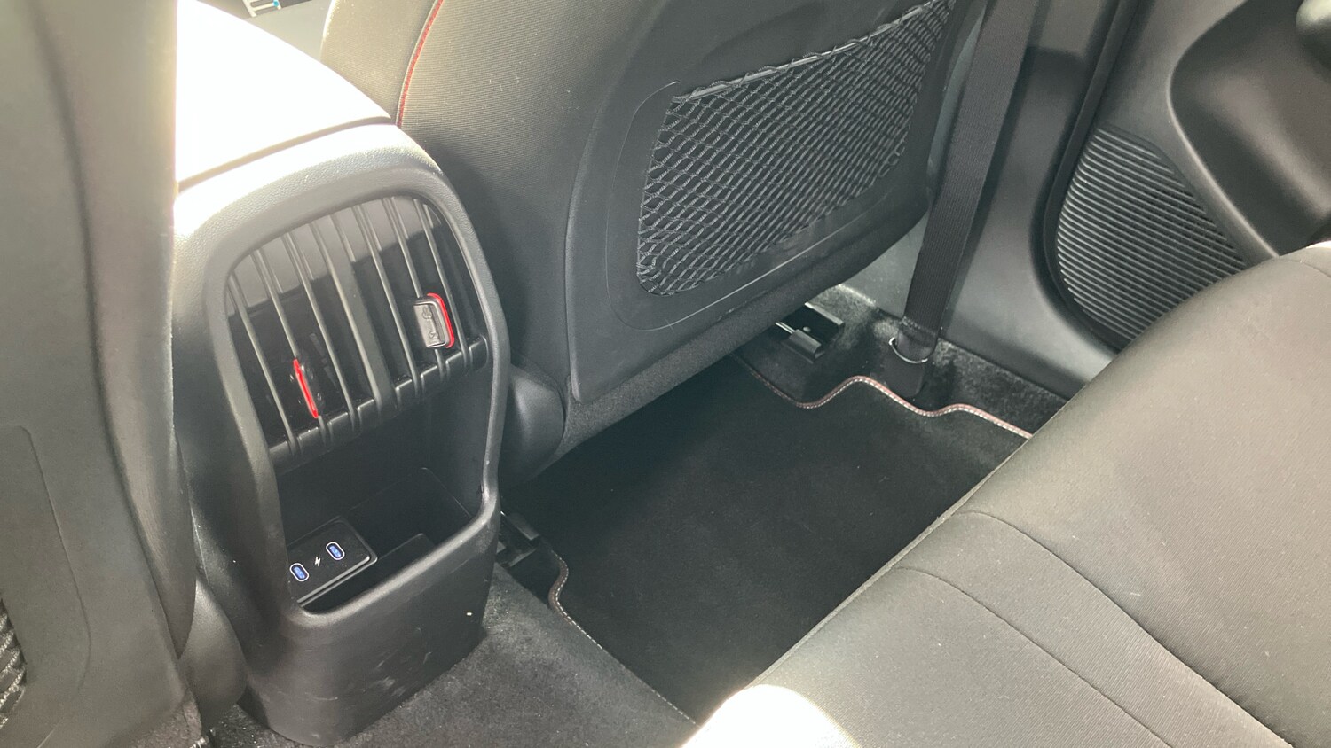 Used Hyundai KONA 2025 for sale - 76236571: Photo 33