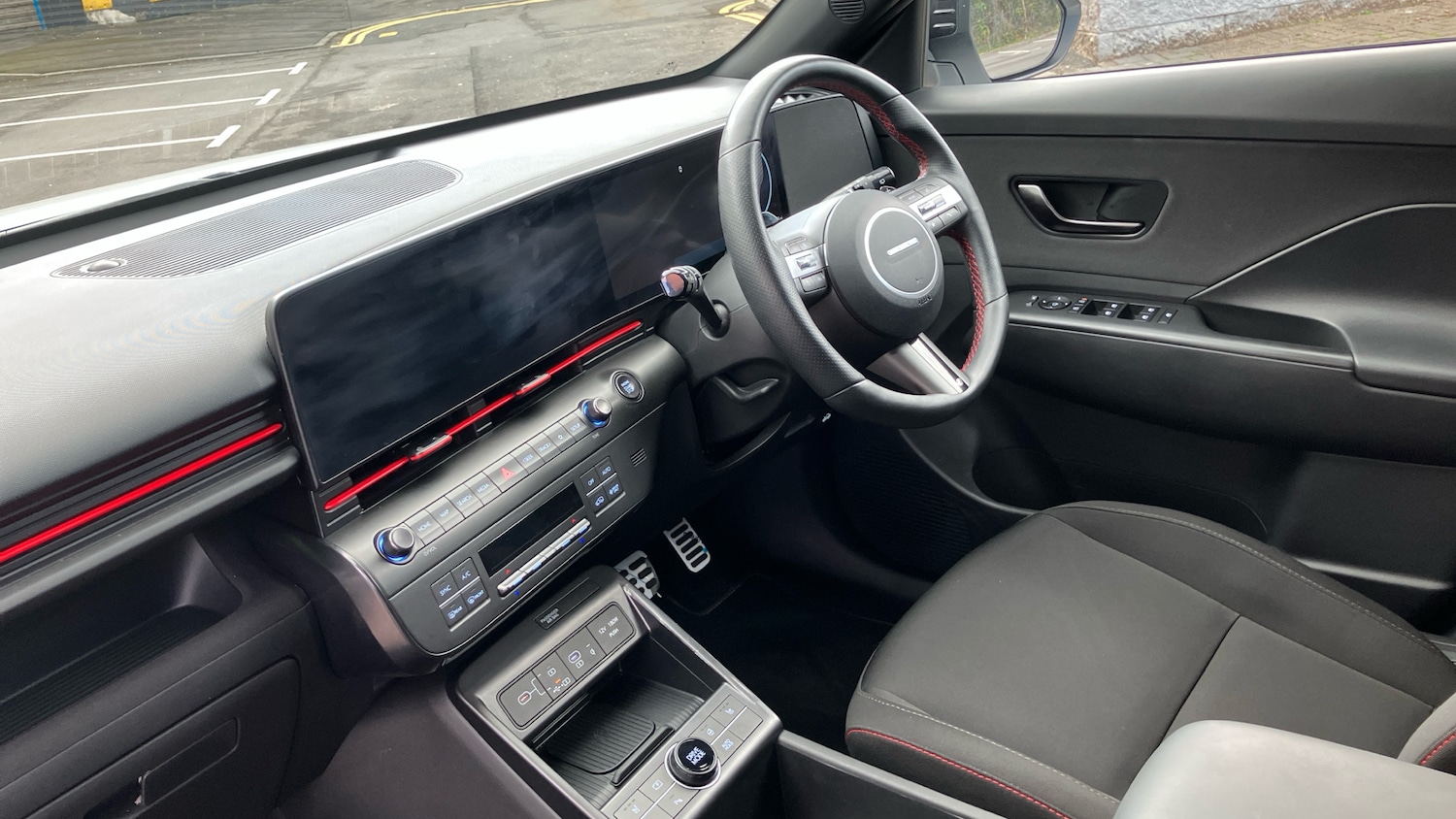 Used Hyundai KONA 2025 for sale - 76236571: Photo 9