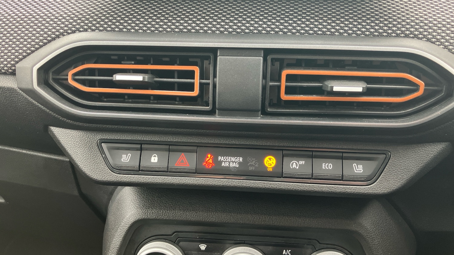 Used Dacia Sandero Stepway 2023 for sale - 76193794: Photo 34