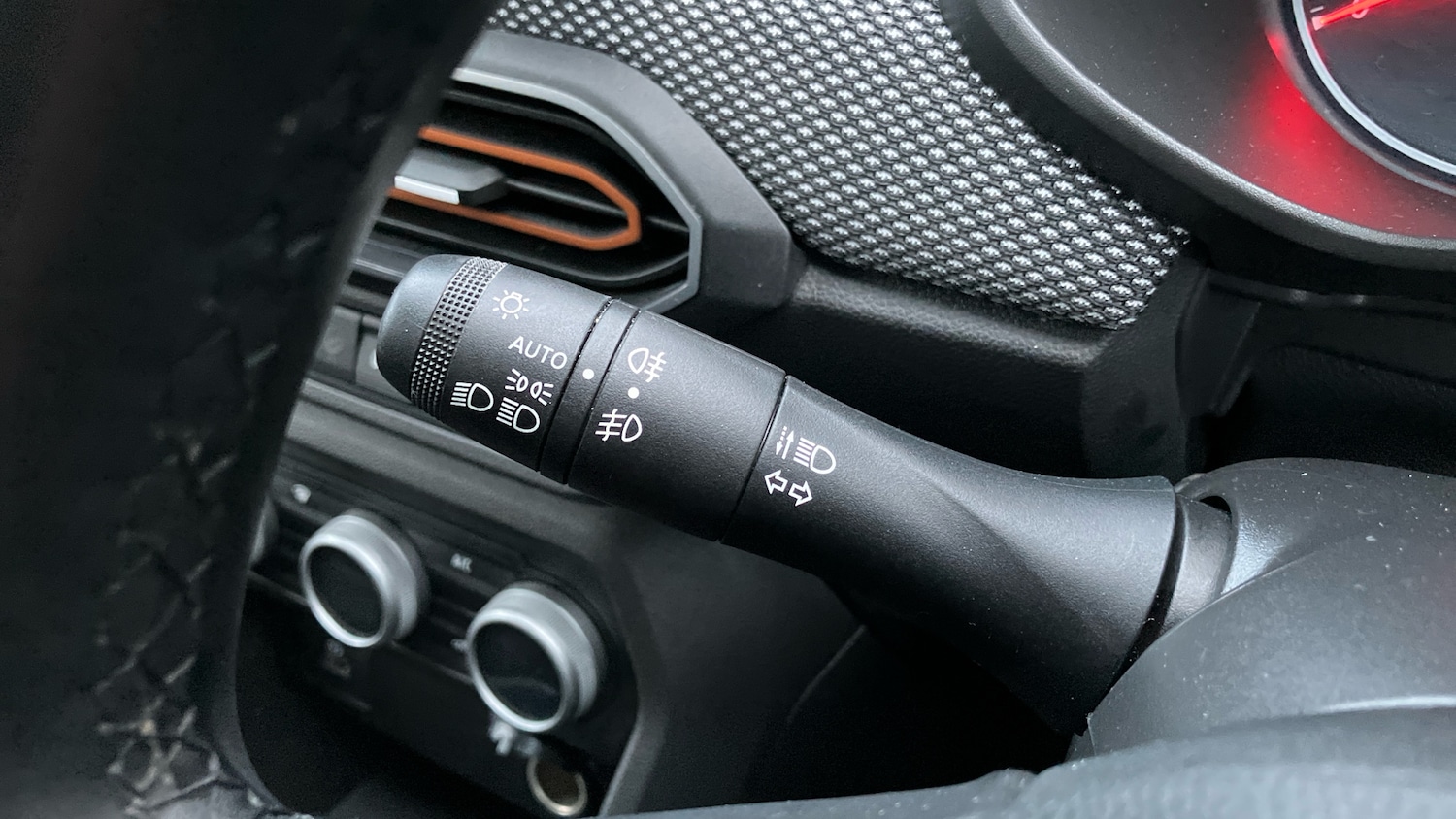 Used Dacia Sandero Stepway 2023 for sale - 76193794: Photo 43