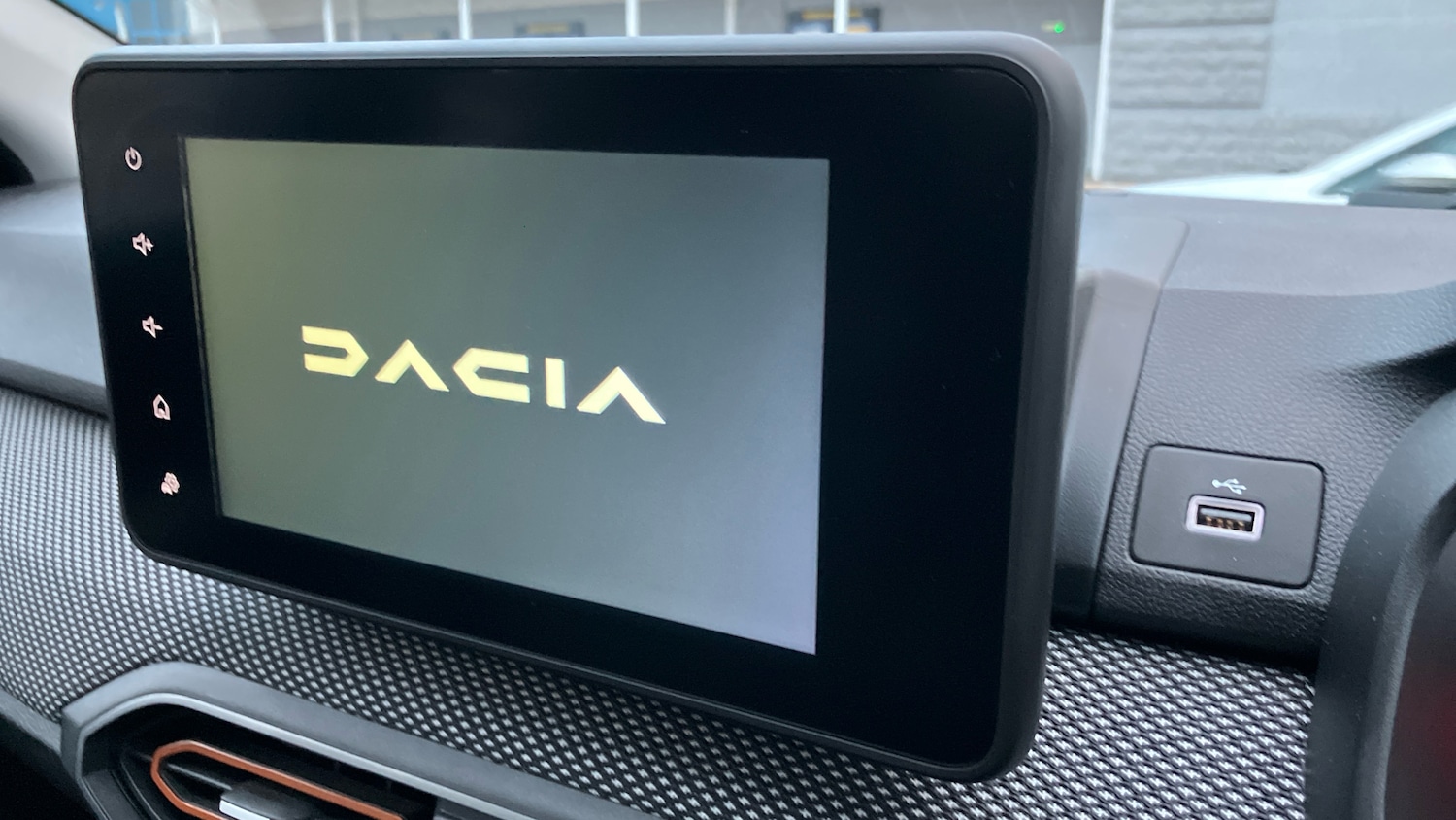 Used Dacia Sandero Stepway 2023 for sale - 76193794: Photo 44