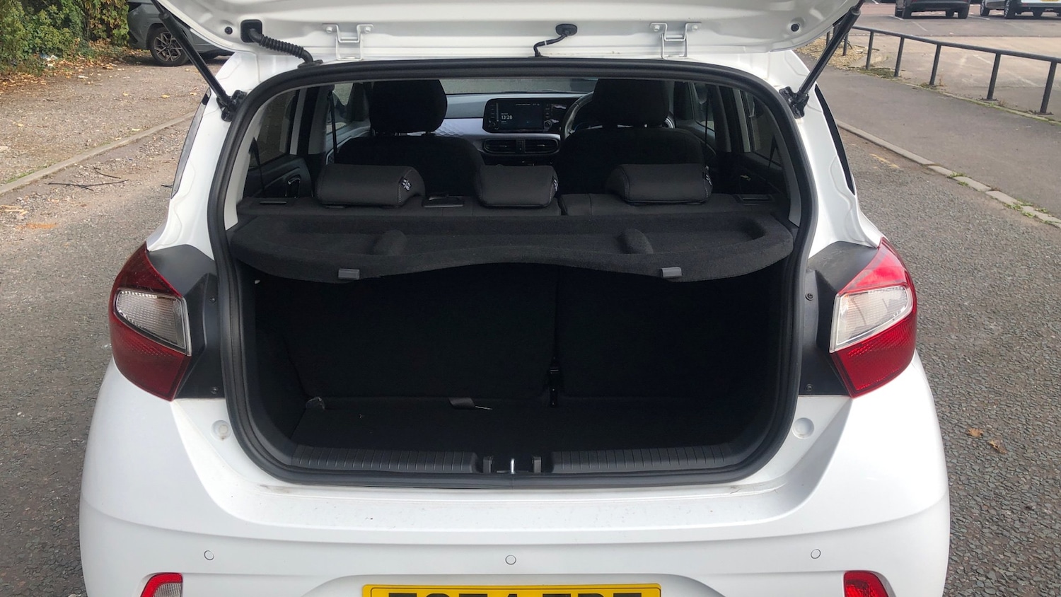 Used Hyundai i10 2024 for sale - 76554163: Photo 4