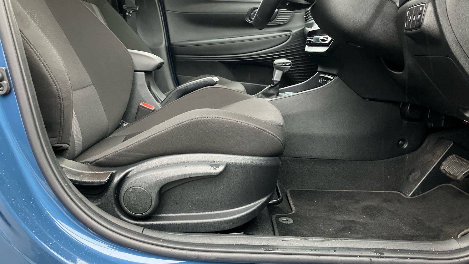 Used Hyundai i20 2025 for sale - 77094372: Photo 37