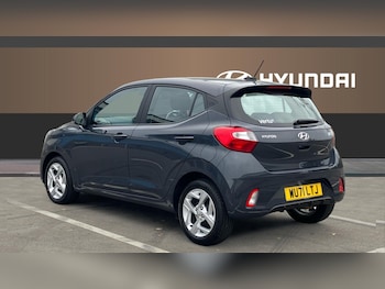 Used Hyundai i10 2021 for sale - 76268181: Photo