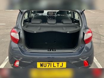 Used Hyundai i10 2021 for sale - 76268181: Photo