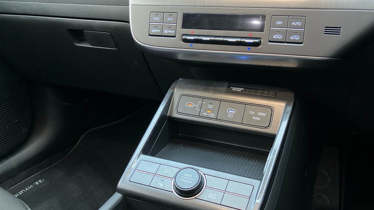 Used Hyundai KONA 2025 for sale - 76784812: Photo 44