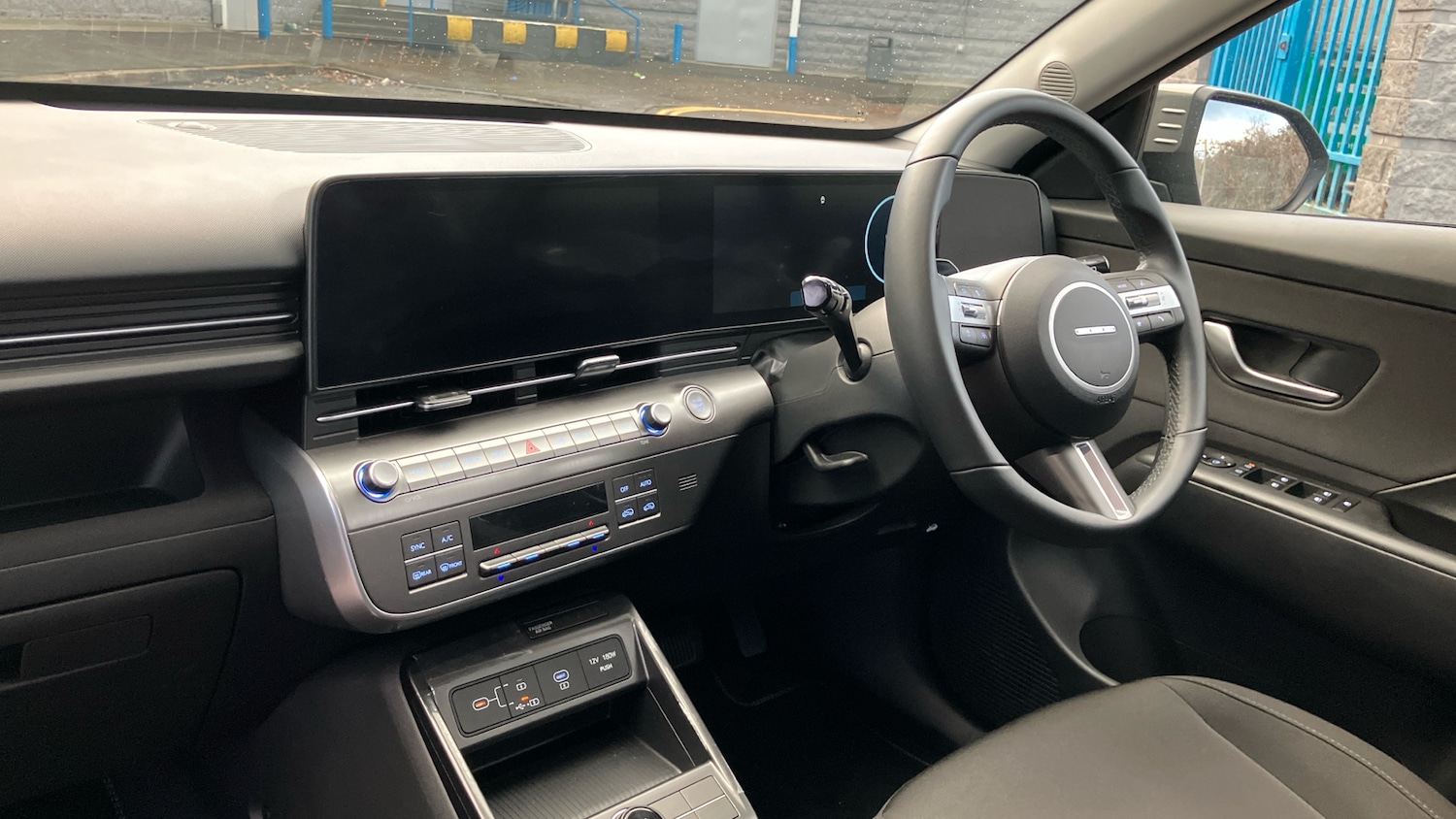 Used Hyundai KONA 2025 for sale - 76784812: Photo 9