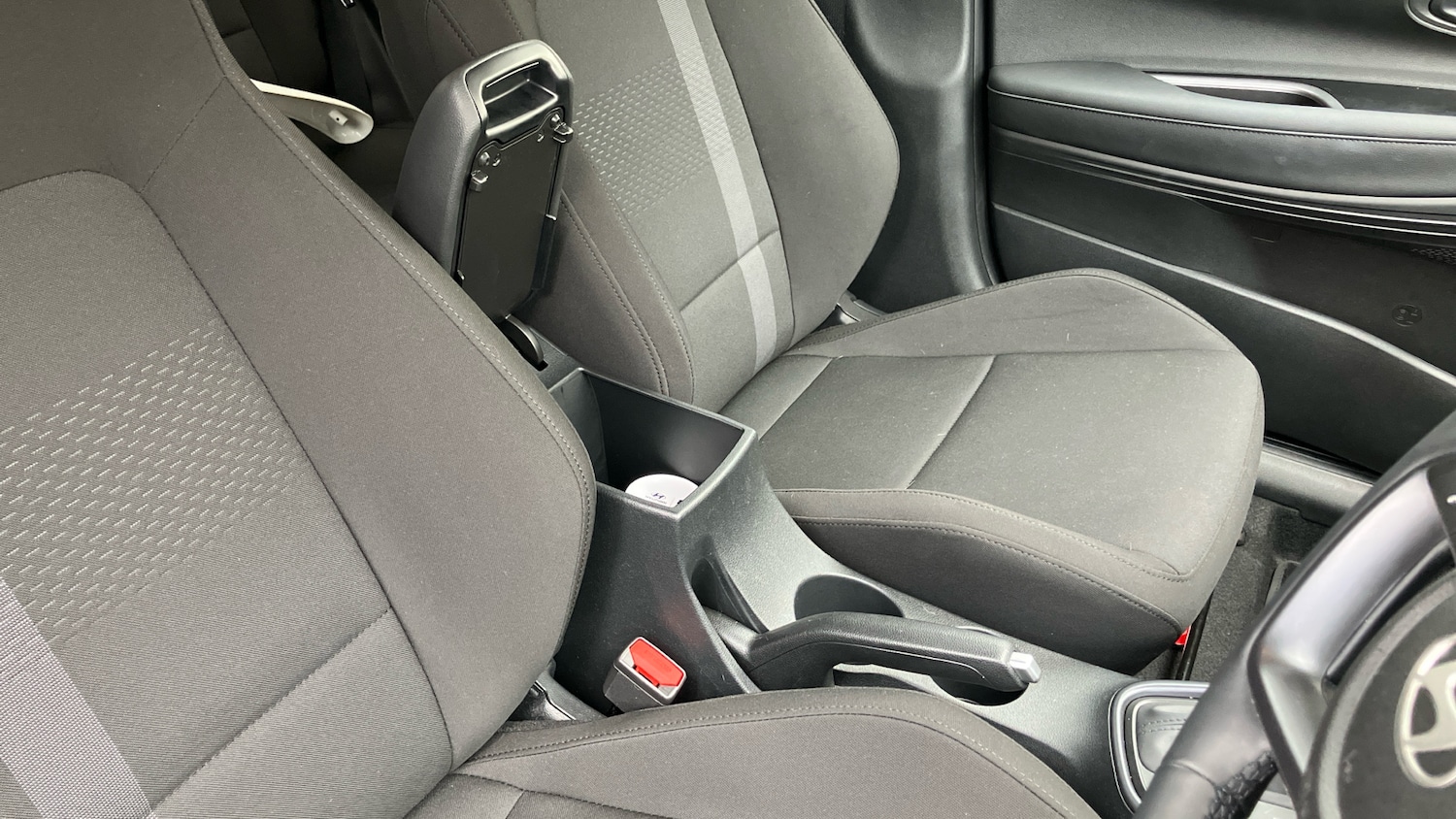 Used Hyundai i20 2025 for sale - 77933900: Photo 41