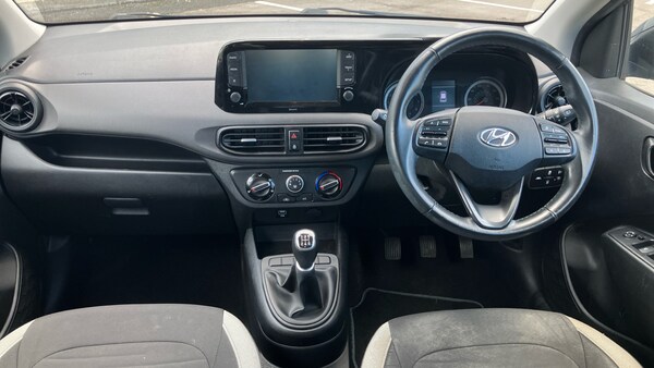 Used Hyundai i10 2021 for sale - 76115700: Photo 10