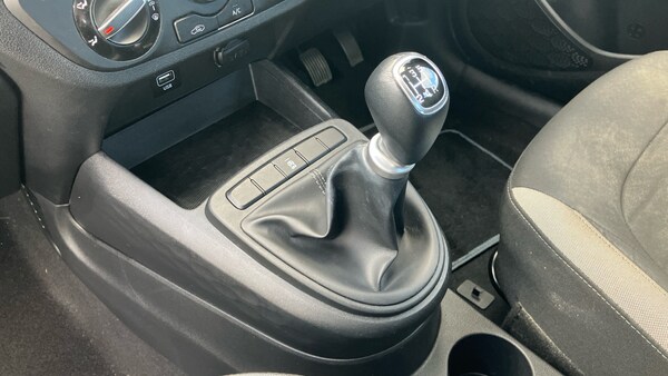 Used Hyundai i10 2021 for sale - 76115700: Photo 13