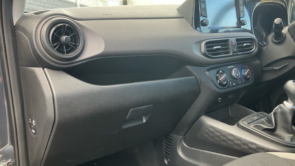Used Hyundai i10 2021 for sale - 76115700: Photo 27