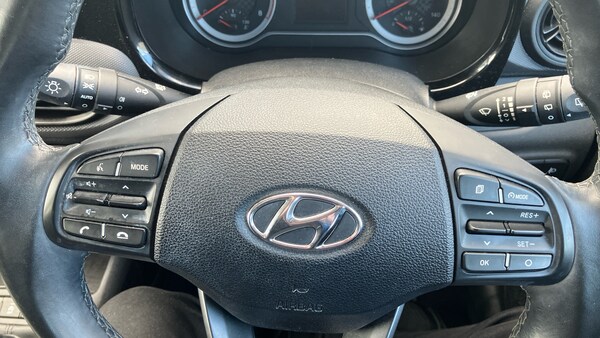 Used Hyundai i10 2021 for sale - 76115700: Photo 30