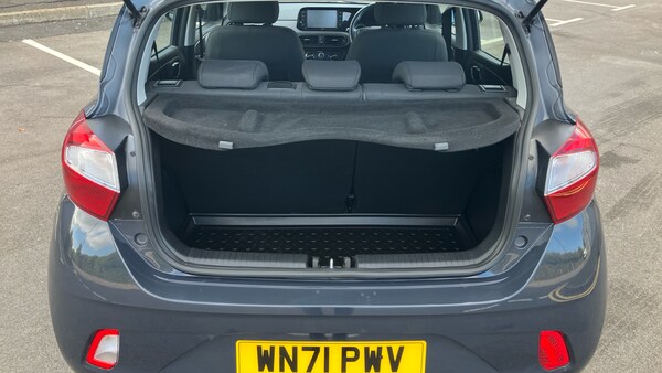 Used Hyundai i10 2021 for sale - 76115700: Photo 4