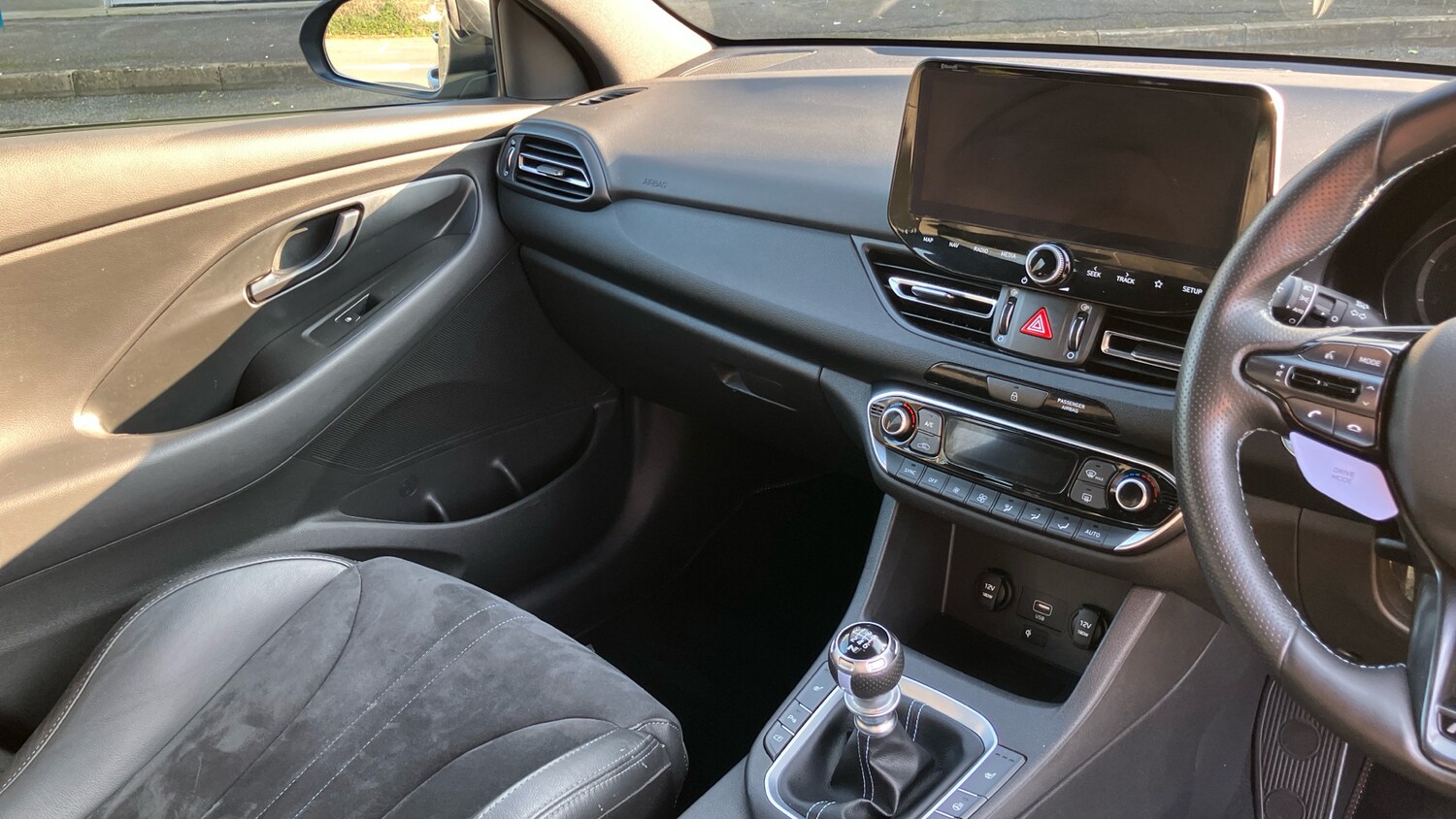 Used Hyundai i30 2023 for sale - 77847603: Photo 14