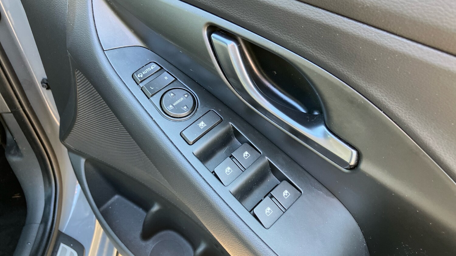 Used Hyundai i30 2023 for sale - 77847603: Photo 37